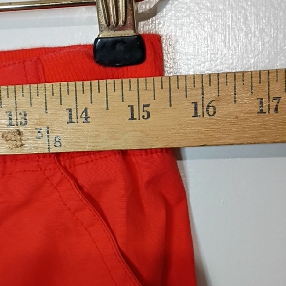 Tribal Bold Red Shorts Size 4 Mid Length Mid Raise Mom Shorts Preppy - Picture 2 of 8